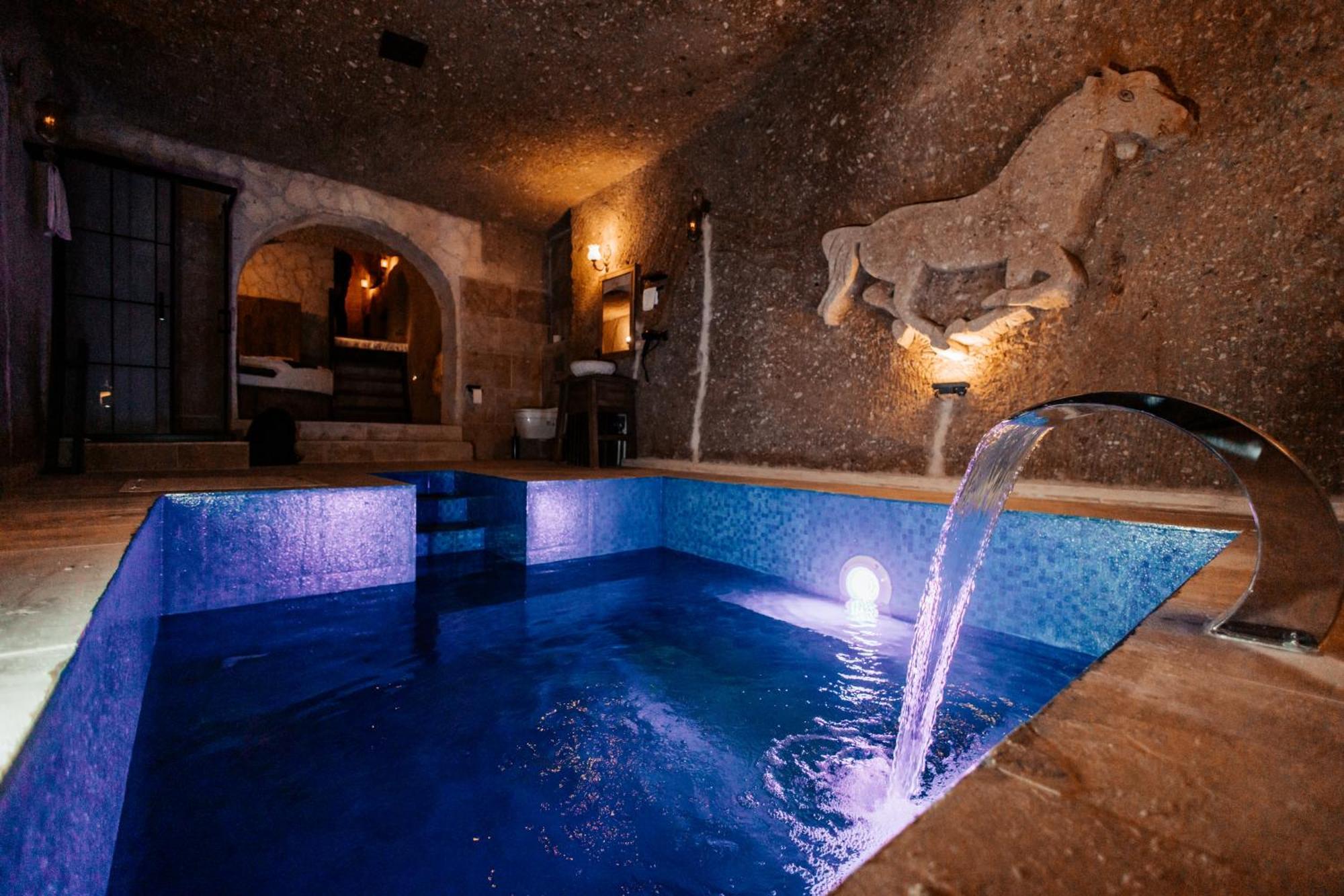 Bed and Breakfast Vanessa Cave House Урґюп Екстер'єр фото